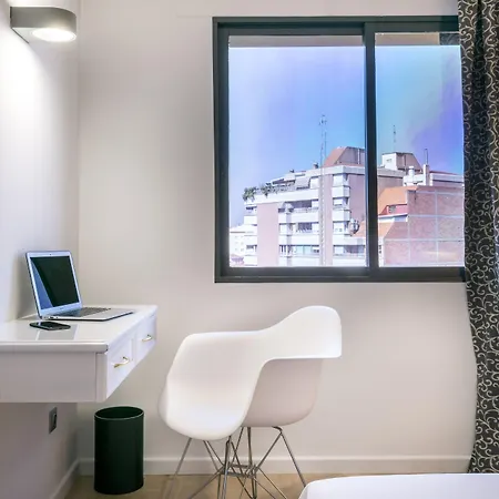 Hotel Sansi Park 3*