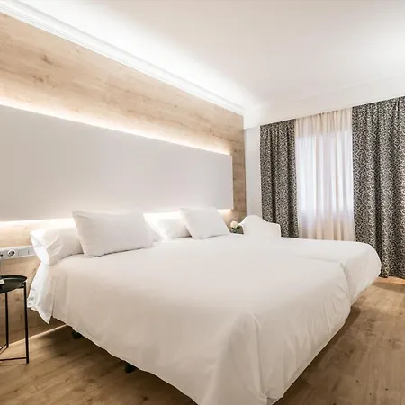 Hotel Sansi Park 3*