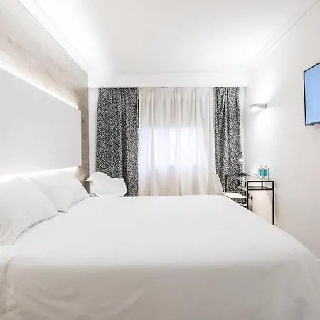 Sansi Park Hotel 3*