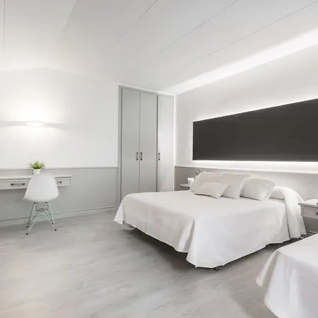 Sansi Park Hotel 3*