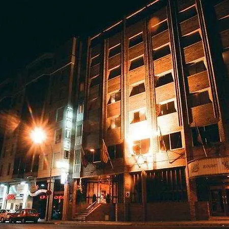 Sansi Park リェイダ